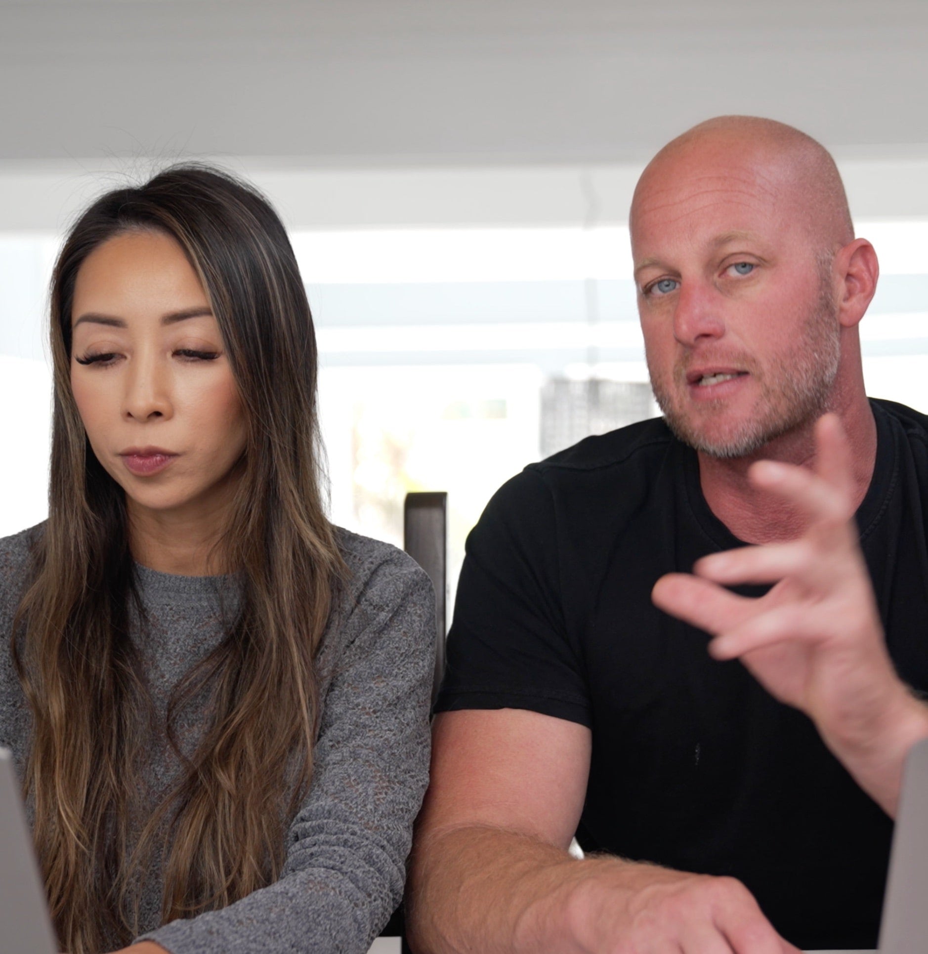 Content Creation: AI for Beautypreneurs by Leann La
