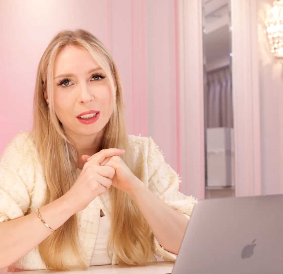 The Booked-Out Blueprint: From Passion to Profit by Slesh Teray