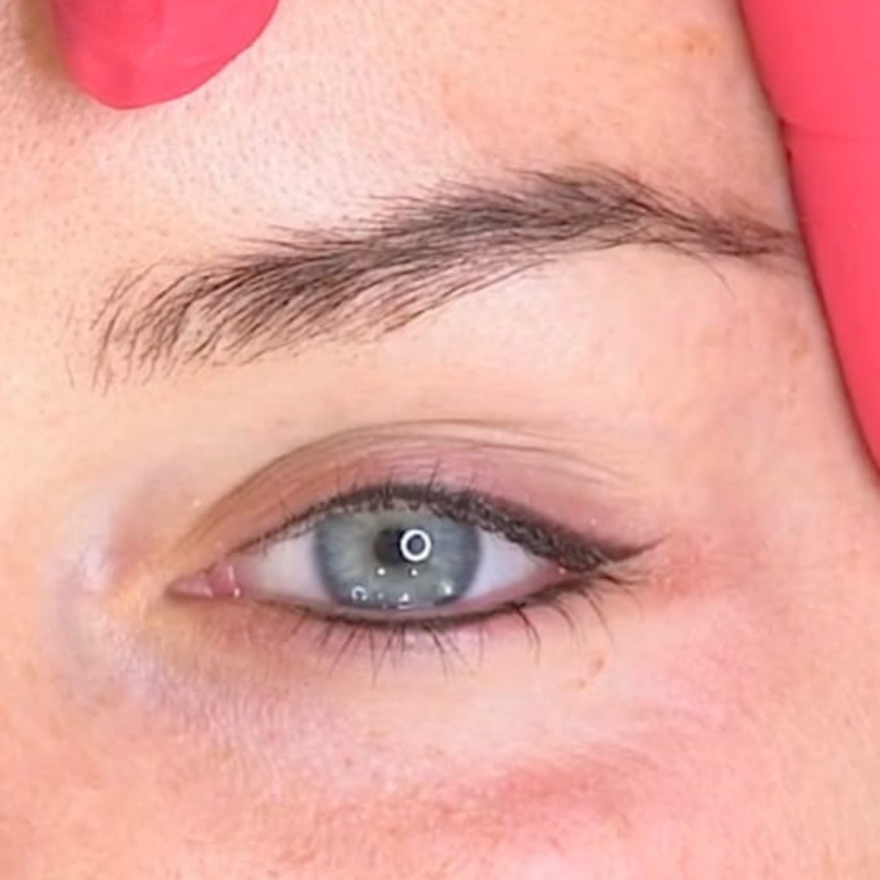 Eye Essentials: Top and Bottom Liner by Stefanie Toms